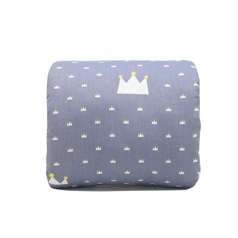 coussin couronné