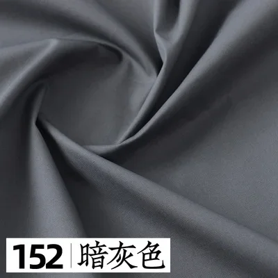 tissu gris résistant aux plis